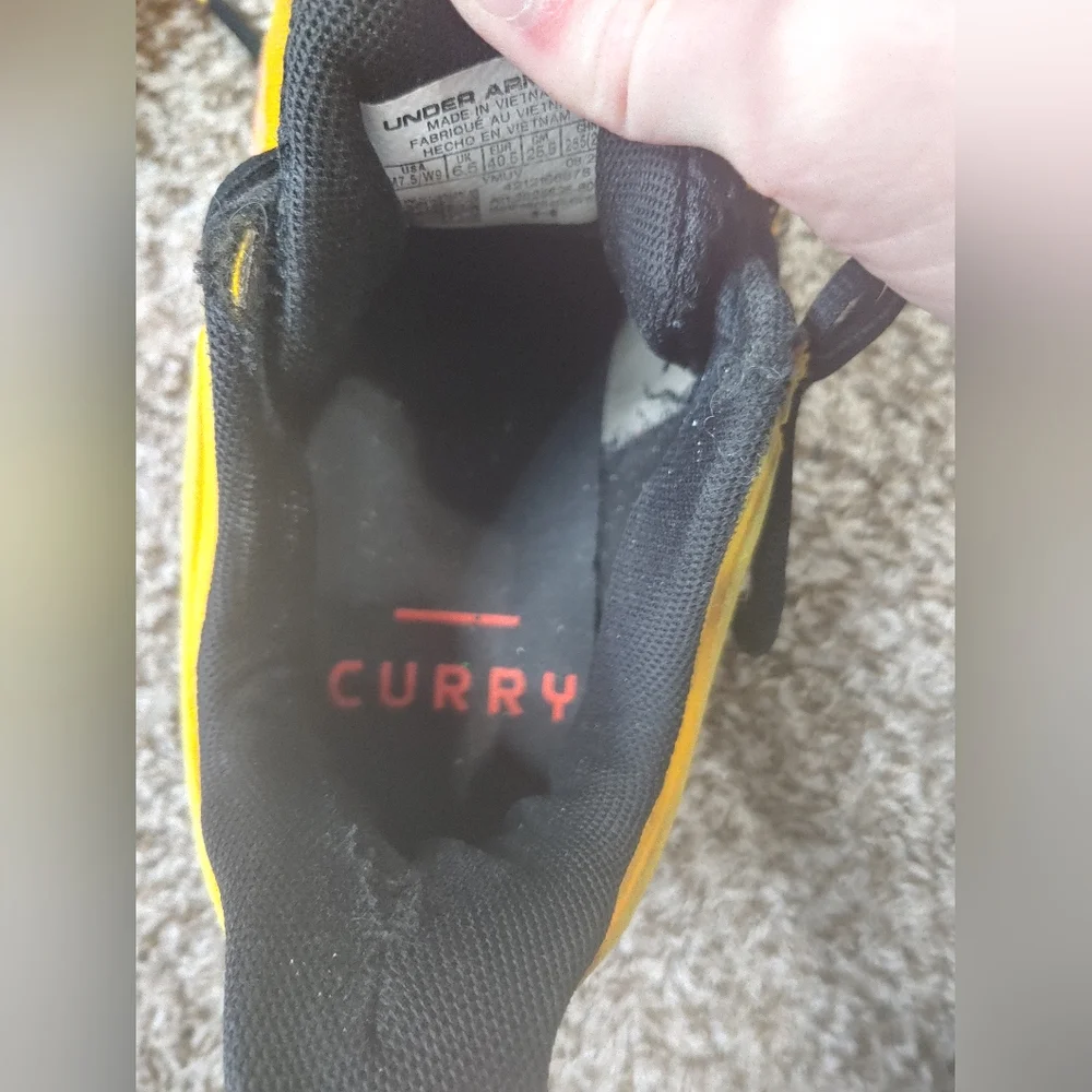 Under Armour Steph Curry Shoes HOVR Yellow Sneakers Unisex Size 7.5/9